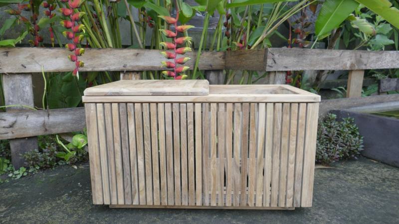 Artikelbild 4 des Artikels “Odense - Planter mit Sitzfläche, 37 cm hoch, Teak “